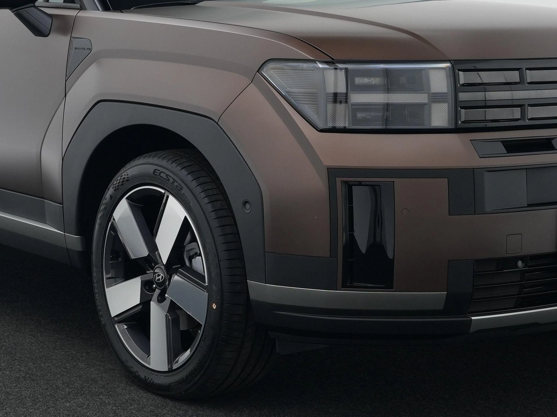 Hyundai-Santa Fe-image-10