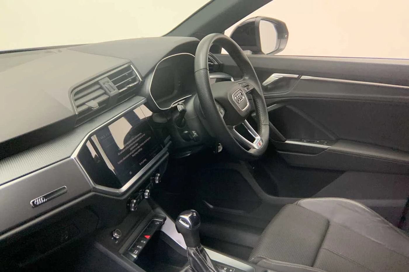 Audi-Q3-image-1