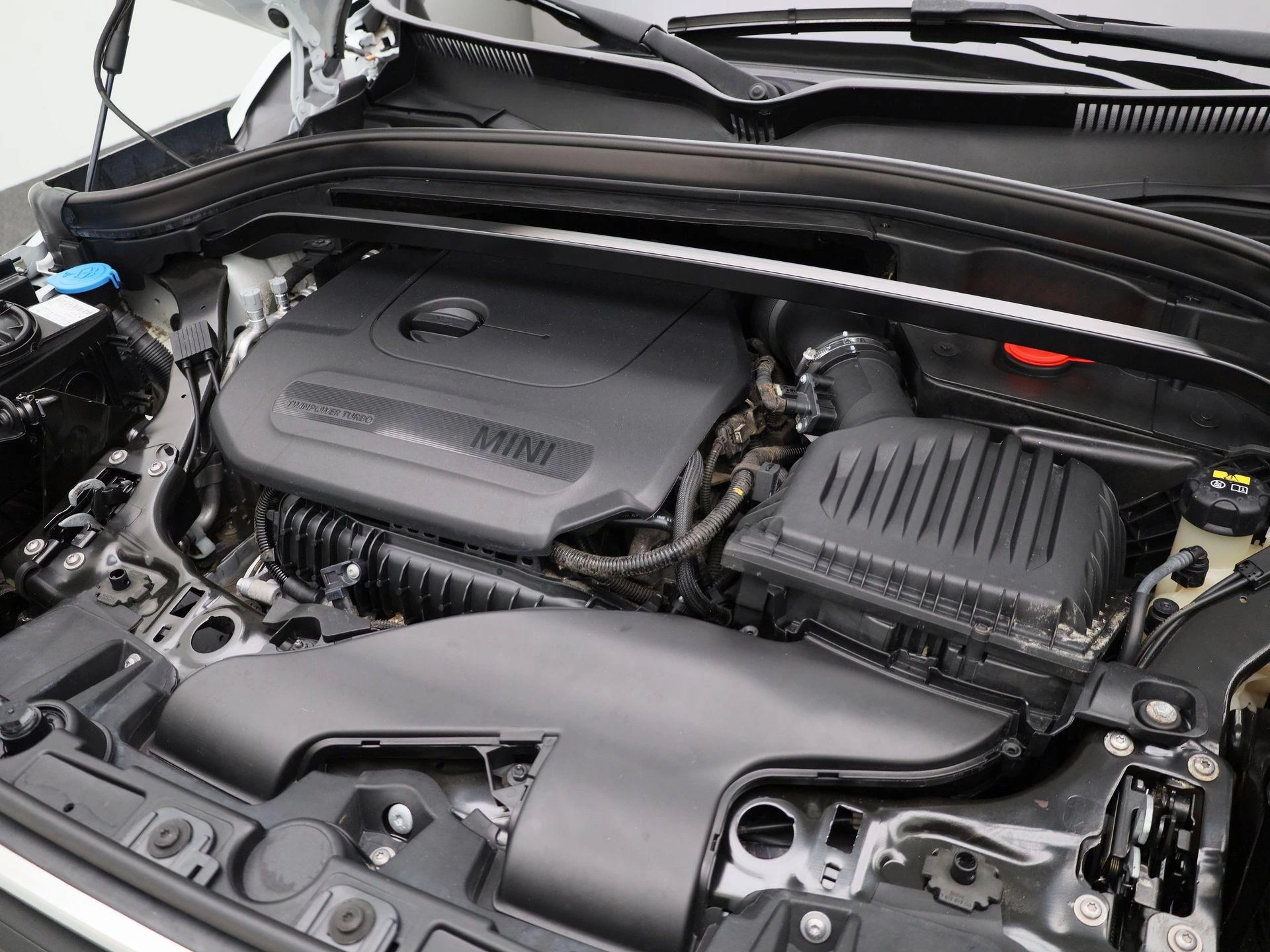 MINI-Countryman-image-38