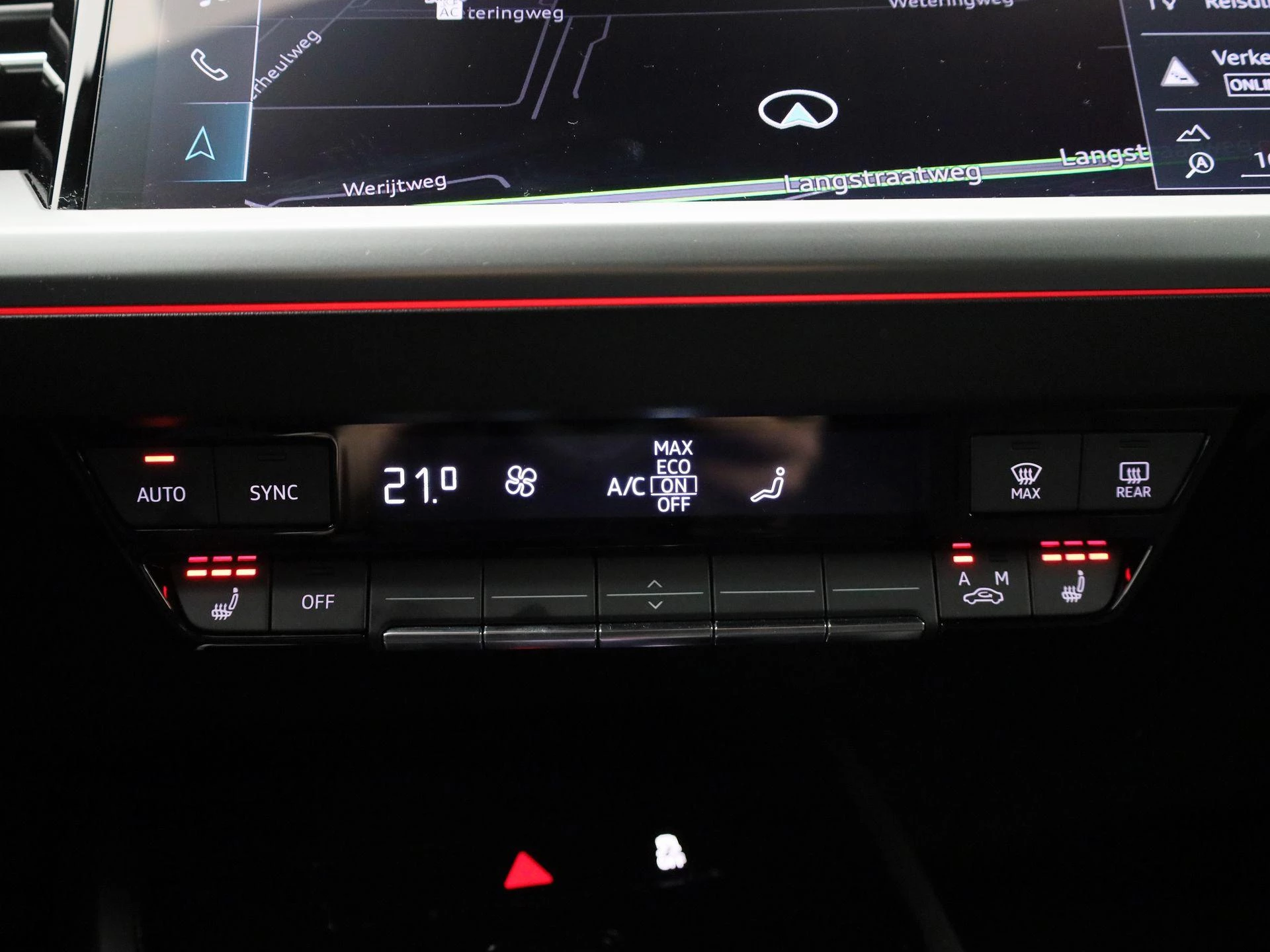 Audi-Q4 e-tron-image-17