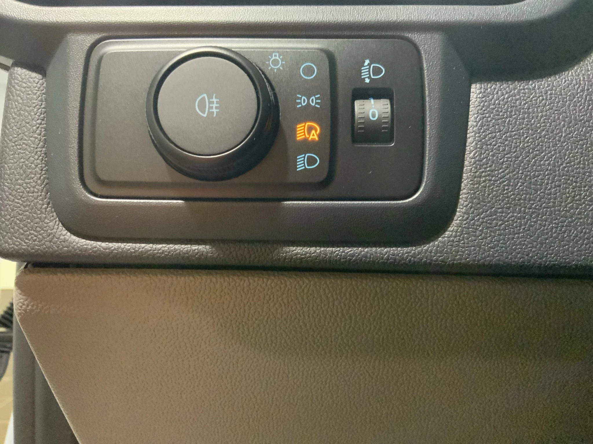 Ford Transit Custom Trend 320 L1 Automatik MJ 2026.50 *Aktionspreis ab Lager bis zum 30.06.2026*