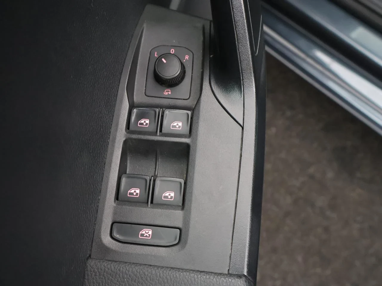 SEAT-Ibiza-image-22