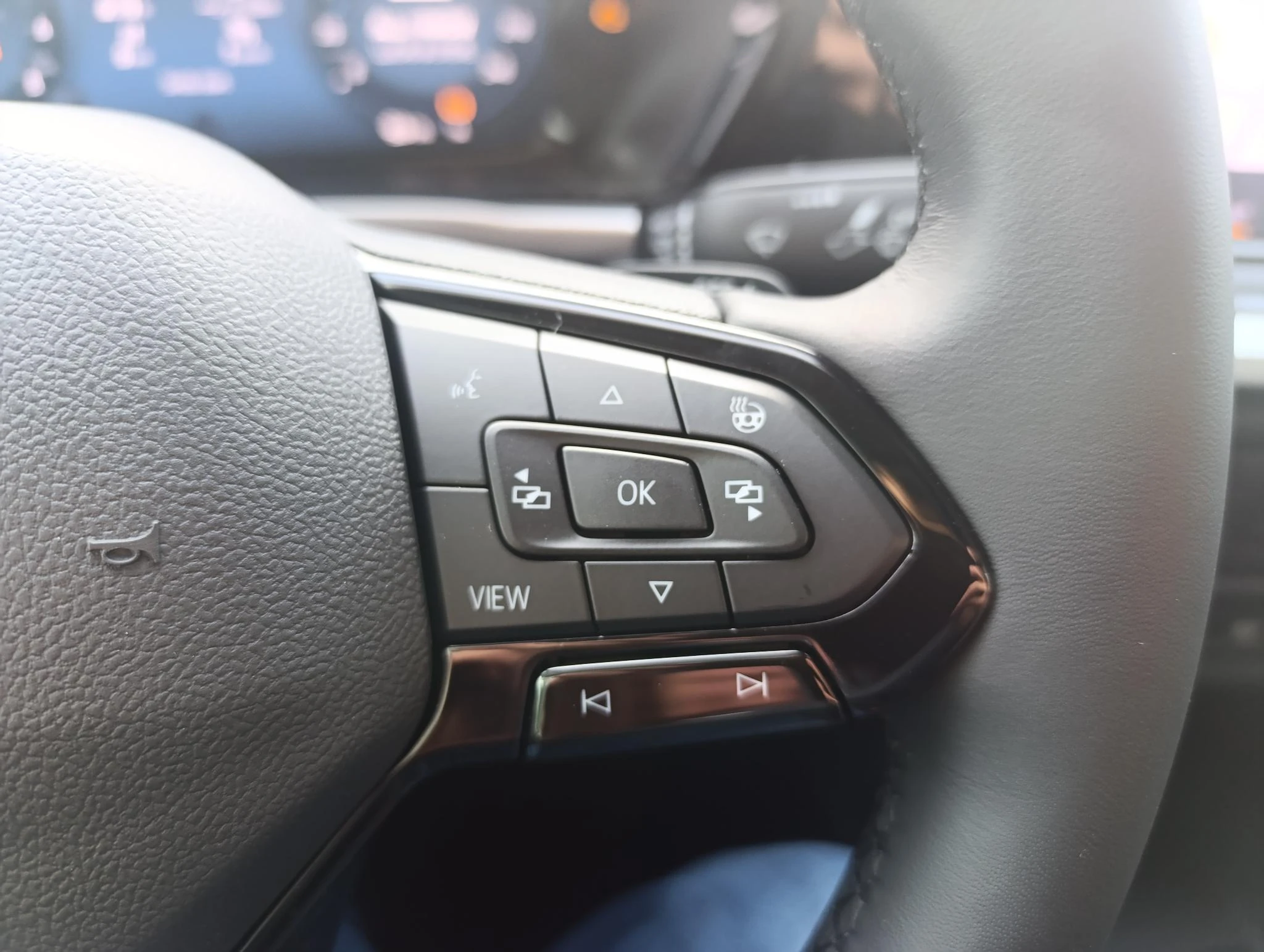Ford-Transit Connect-image-17