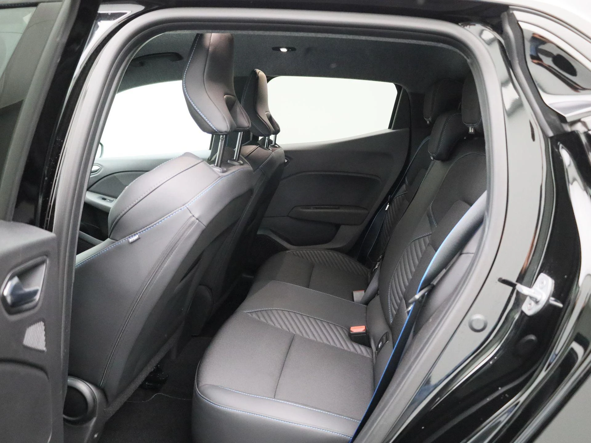 Renault-Clio-image-9