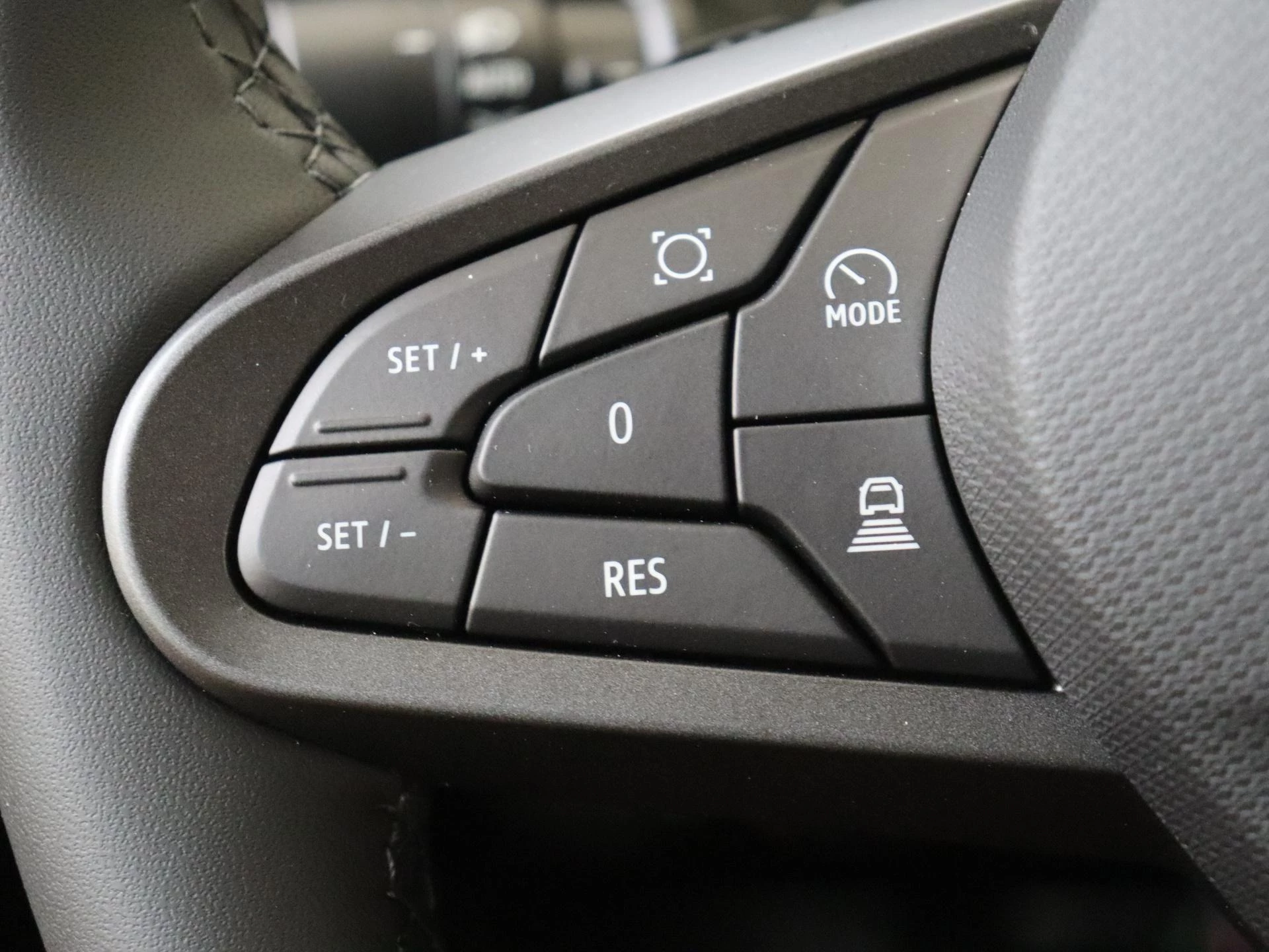 Renault-Twingo-image-12