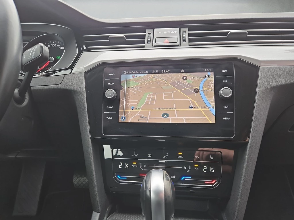 Volkswagen Passat Variant 2.0 TDI DSG Business Navi*APP*AHK