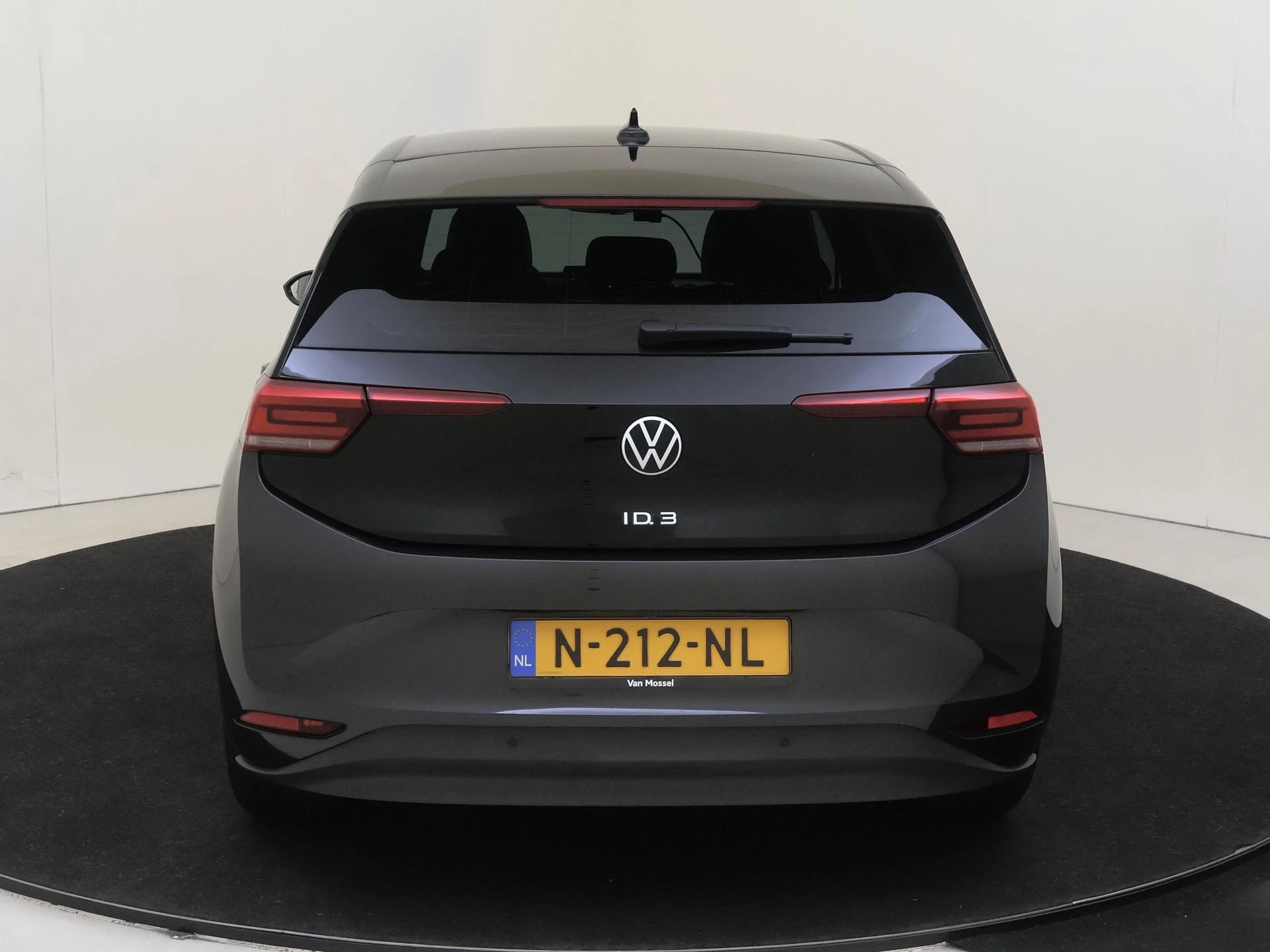 Volkswagen-ID.3-image-6
