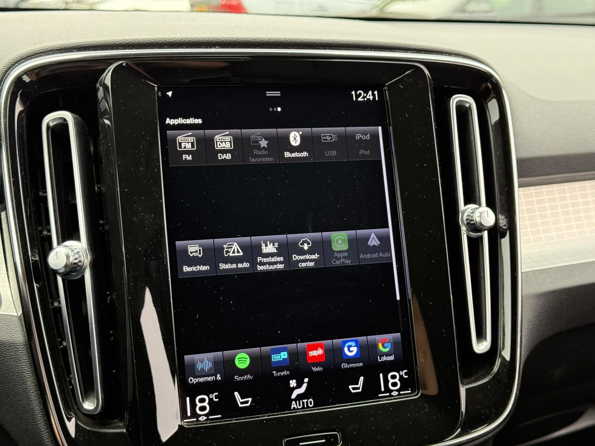 Volvo-XC40-image-20