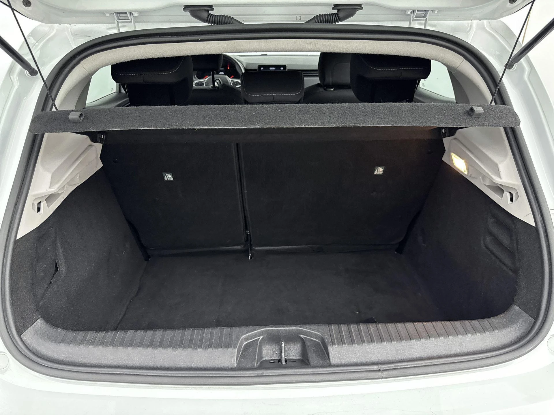 Renault-Clio-image-22