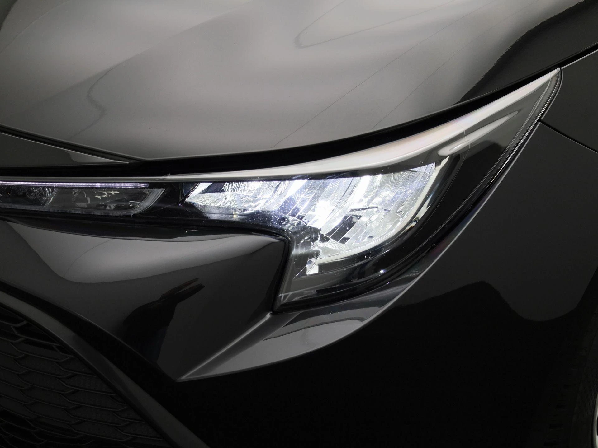 Toyota-Corolla-image-12