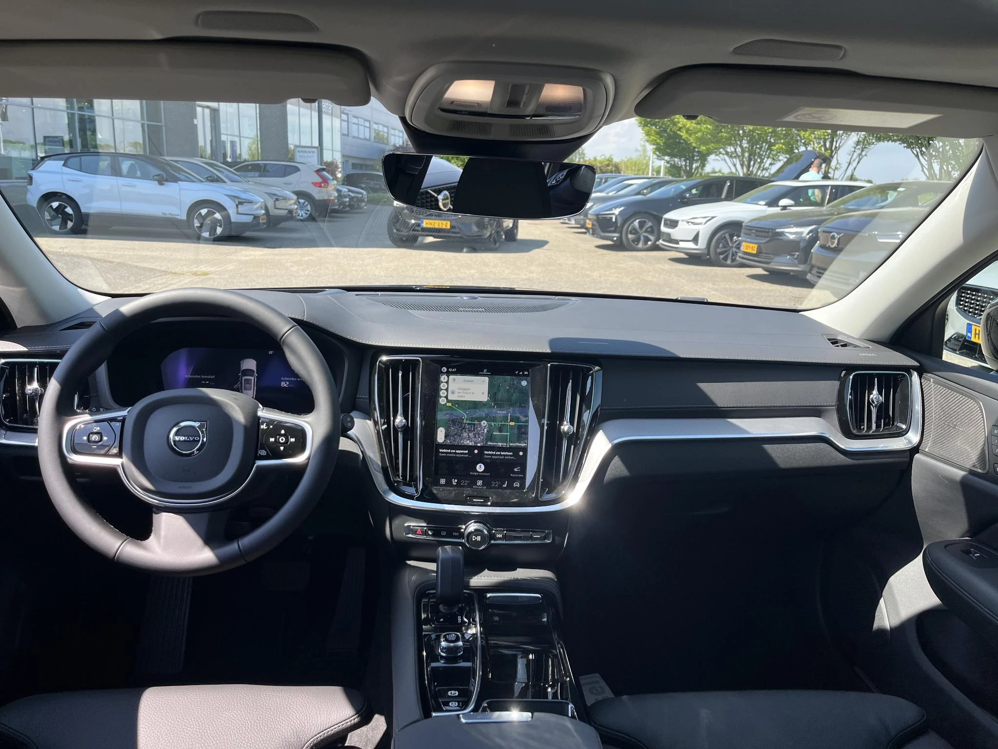 Volvo V60 T6 Plug-in hybrid AWD Ultra Dark