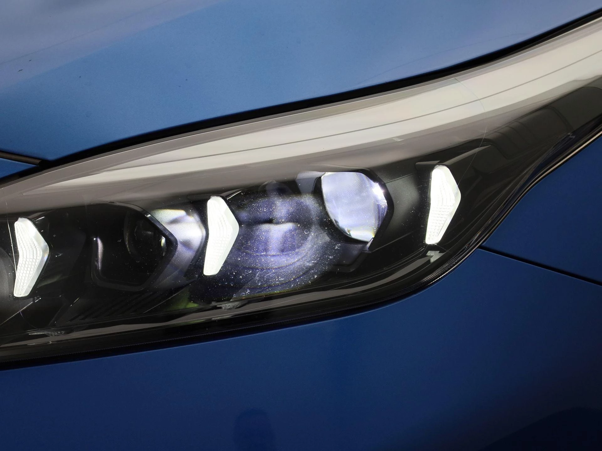 Kia XCeed 1.6 GDi PHEV DCT Business Line