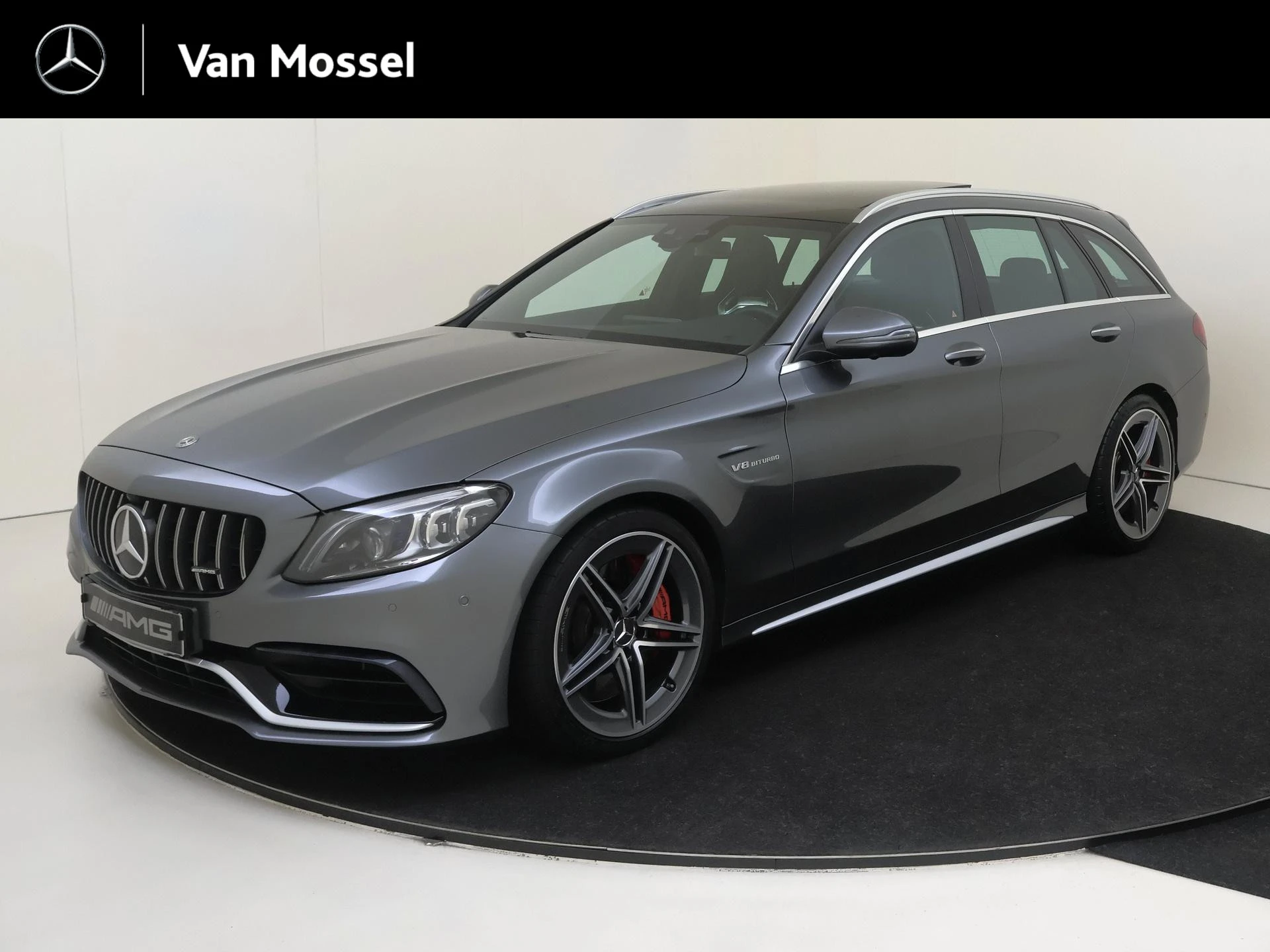 Mercedes-Benz-C-Klasse-image-0
