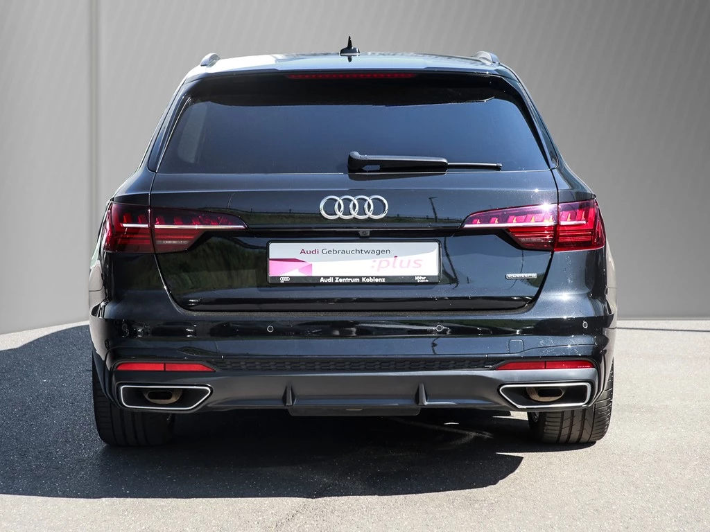 Audi A4 Avant 40 TFSI quattro S line Matrix Panorama