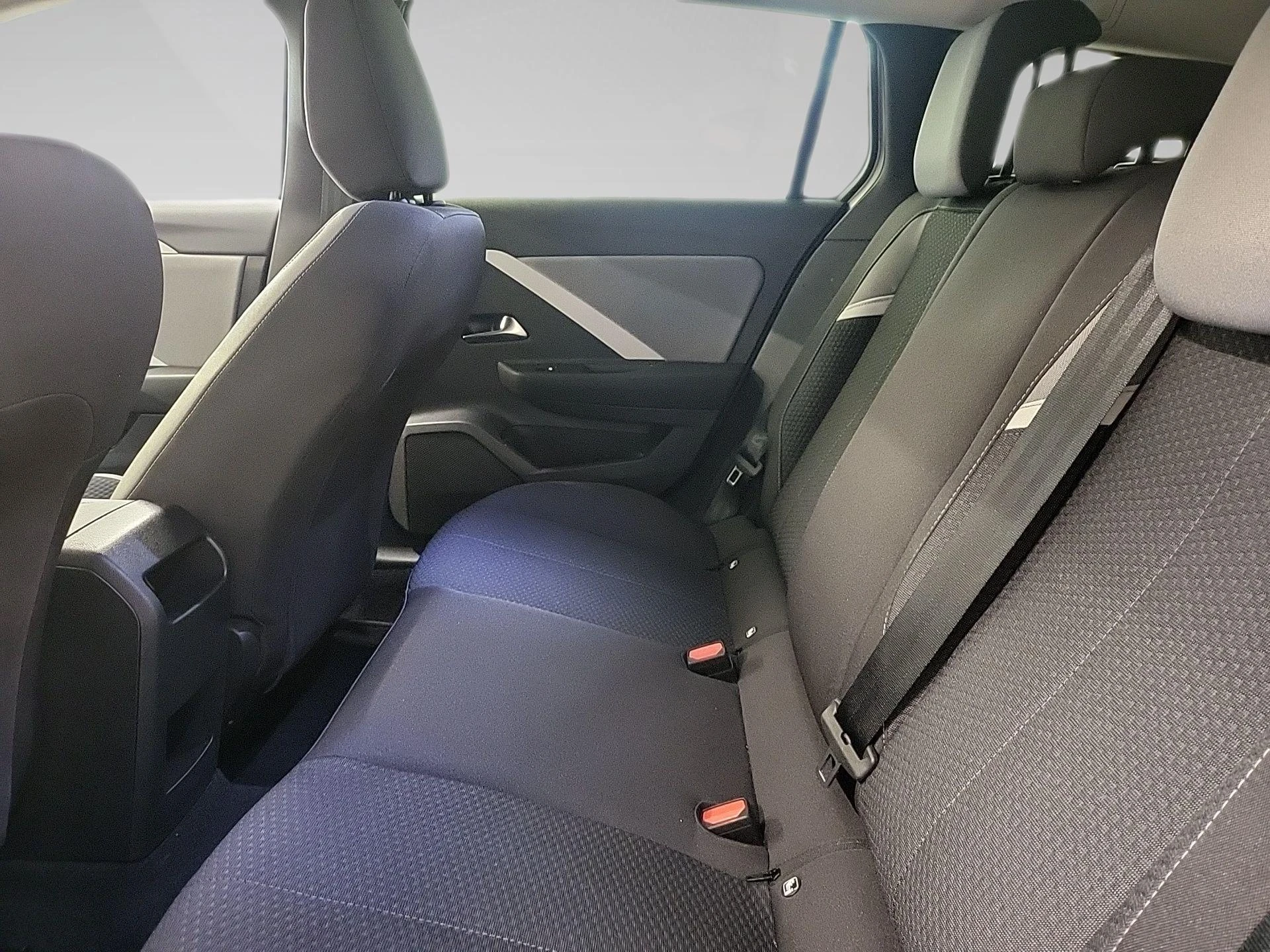 Opel-Astra-image-17