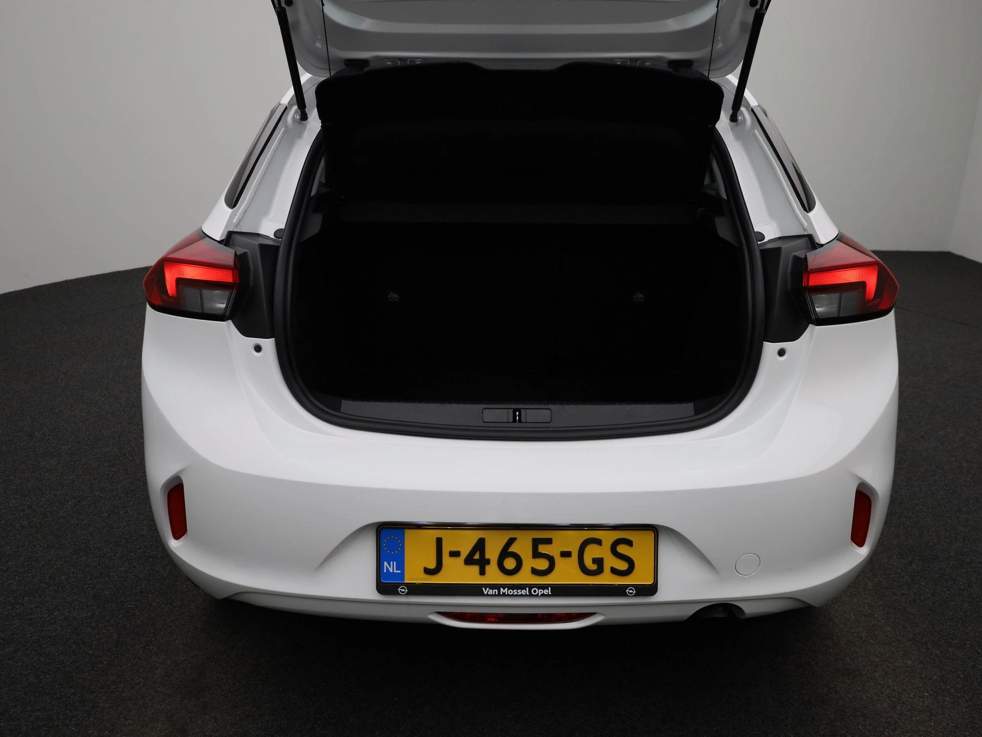 Opel-Corsa-image-12