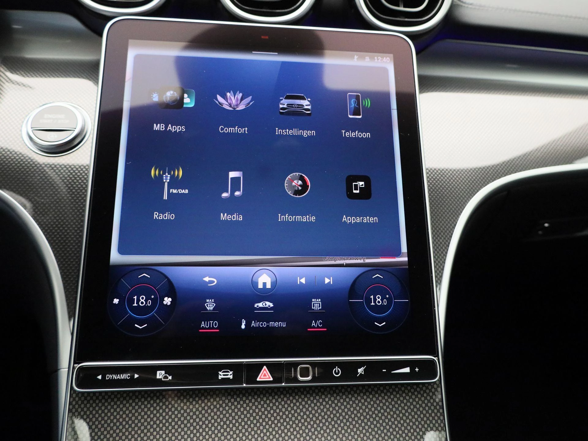 Mercedes-Benz-C-Klasse-image-18