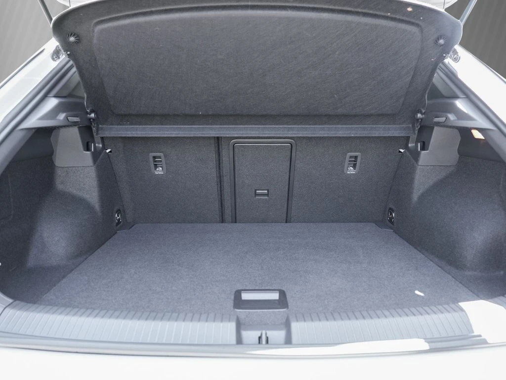 Volkswagen-T-Roc-image-5