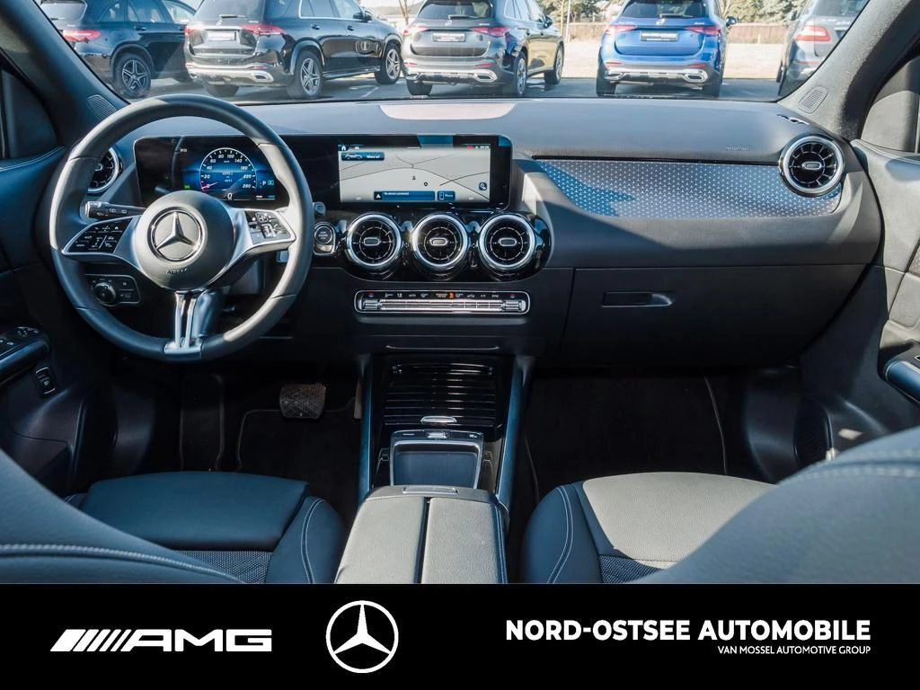 Mercedes-Benz GLA 200 PROGRESSIVE DISTRO NAVI AHK KAMERA SHZ ProgressiveC118 GLA 200 PROGRESSIVE DISTRO NAVI AHK KAMERA SHZ Progressive