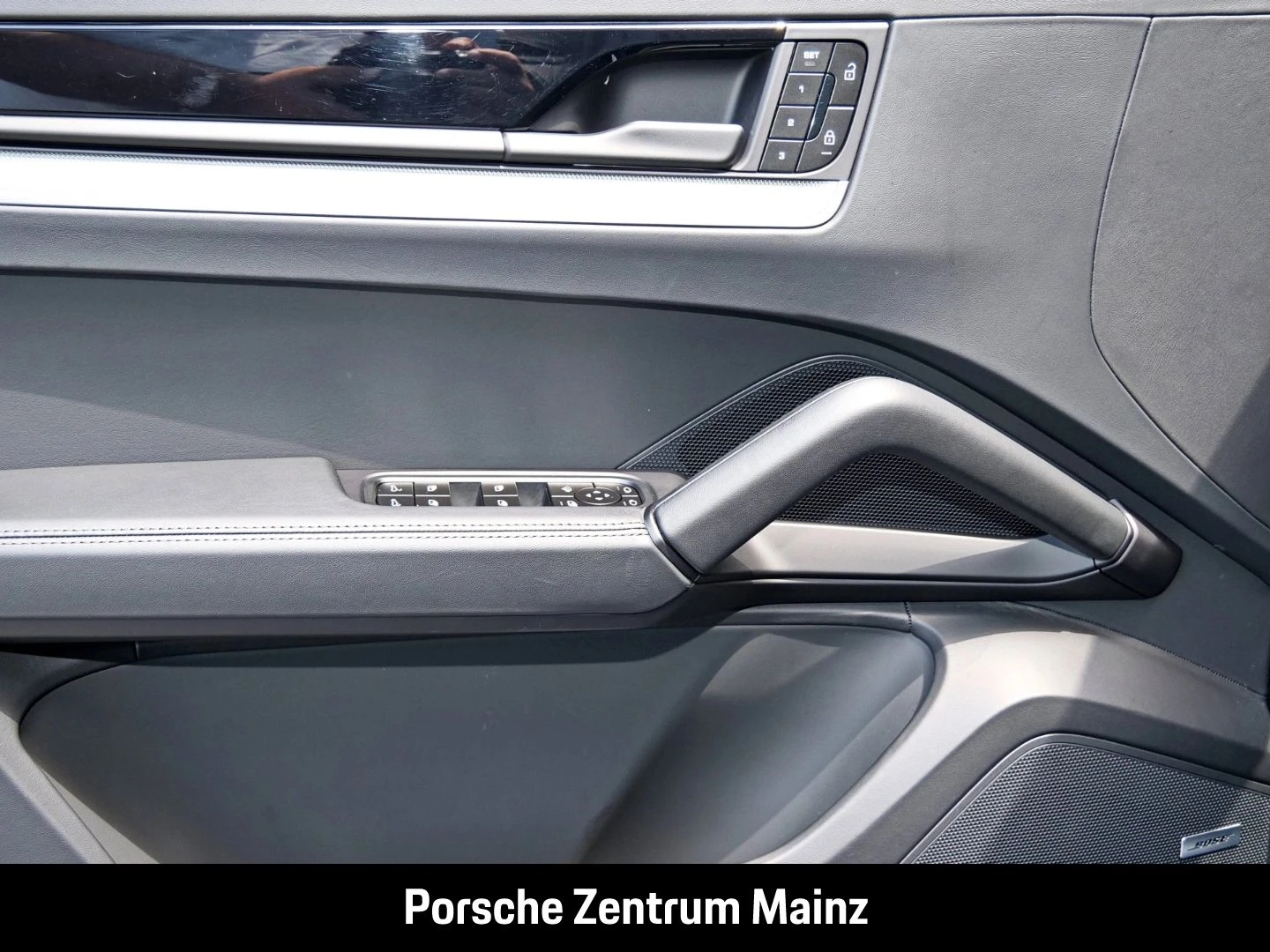 Porsche Cayenne S InnoDrive,SAGA,Bose,Beifahrerdisplay s