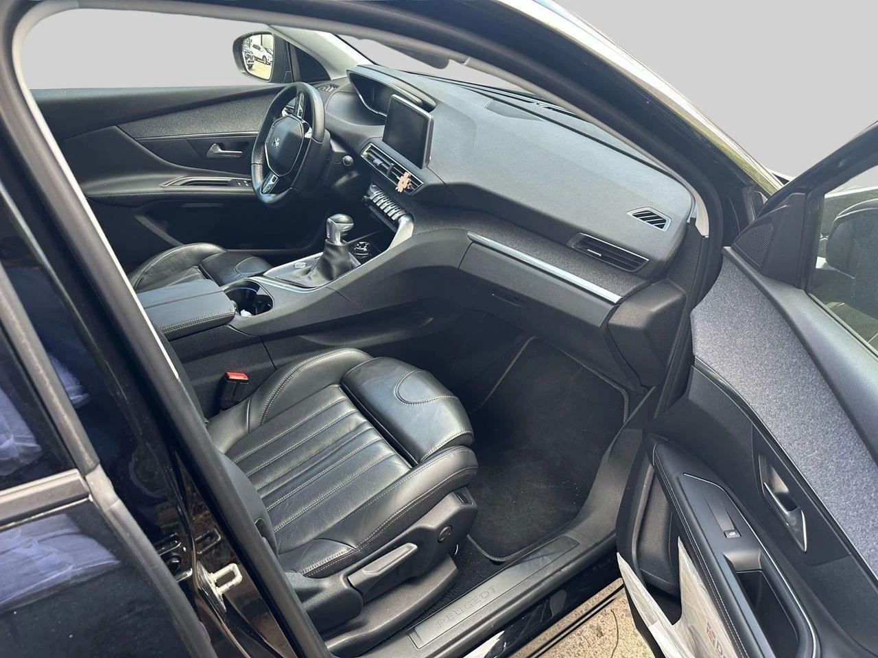 Peugeot-3008-image-11