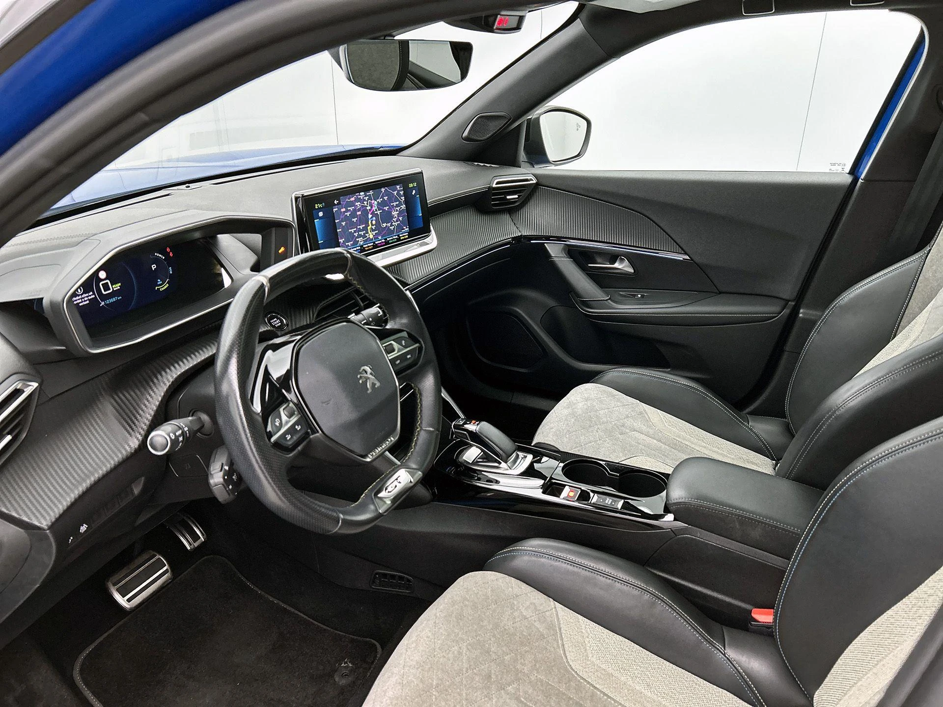 Peugeot-e-2008-image-20