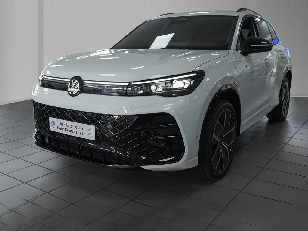 Volkswagen Tiguan R-Line 1,5 l eHybrid OPF 110 kW (150 PS) / 85 kW (115 PS) 6-Gang-Doppelkupplungsgetriebe DSG