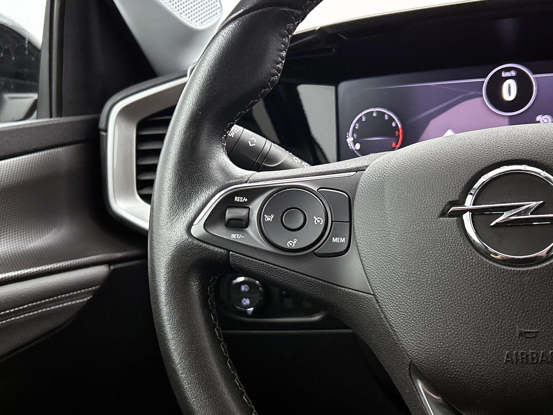 Opel-Mokka-image-5