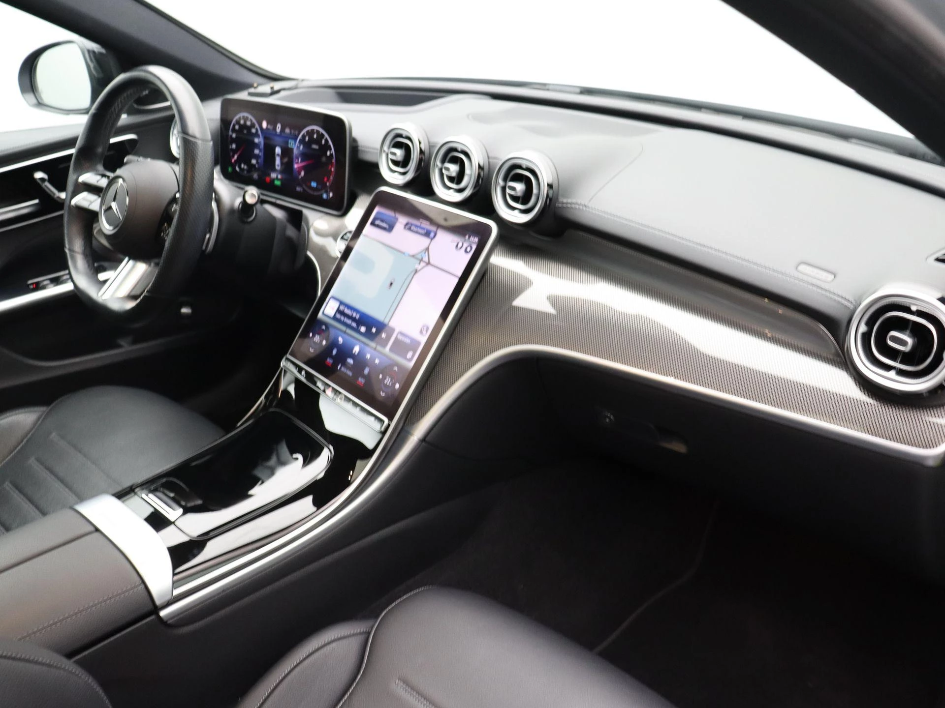 Mercedes-Benz Classe C 300 4M AMG Line Berline + LEDER + BURMESTER + PANO + HEAD UP + DIG LIGHT +