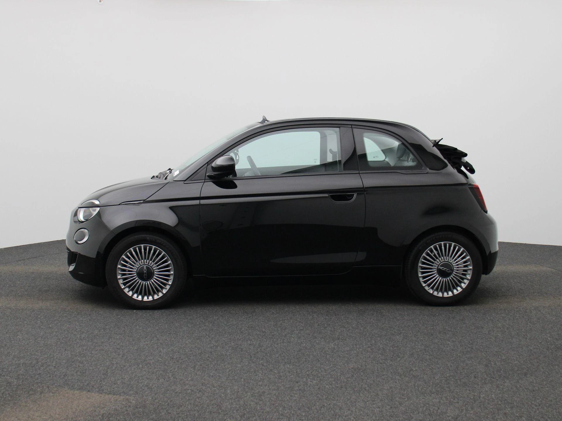 Fiat-500C-image-3