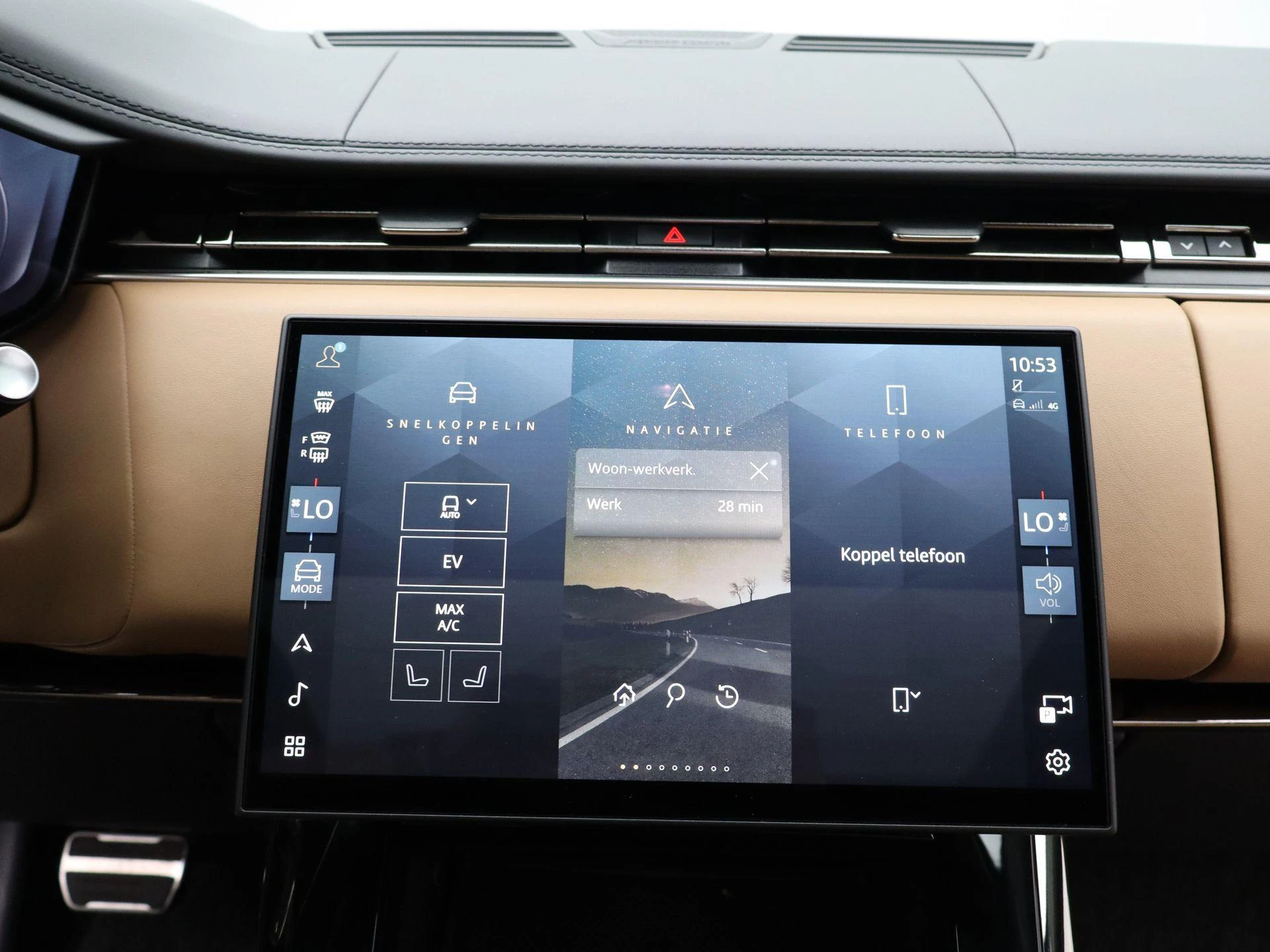 Land Rover-Range Rover Sport-image-9