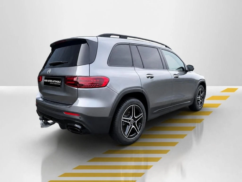 Mercedes-Benz-GLB 200-image-14