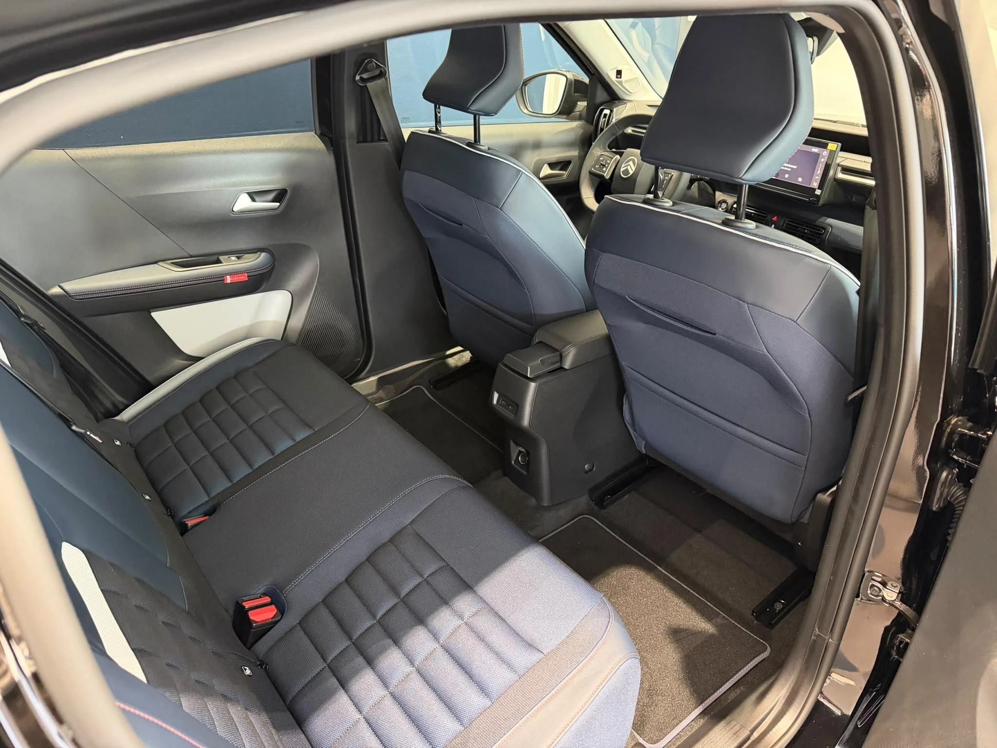 Citroën-ë-C3 Aircross-image-11