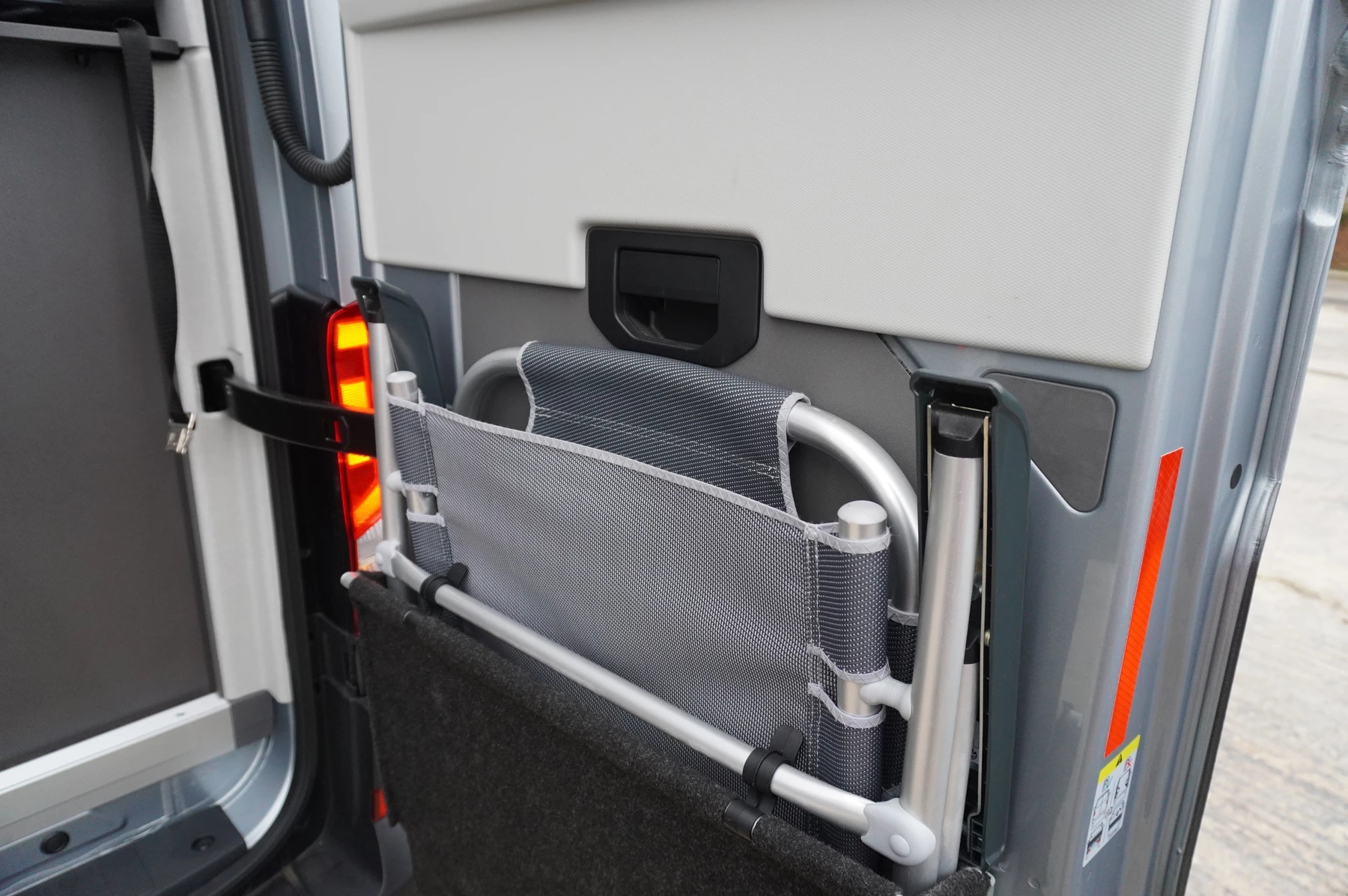 Volkswagen-California-image-12