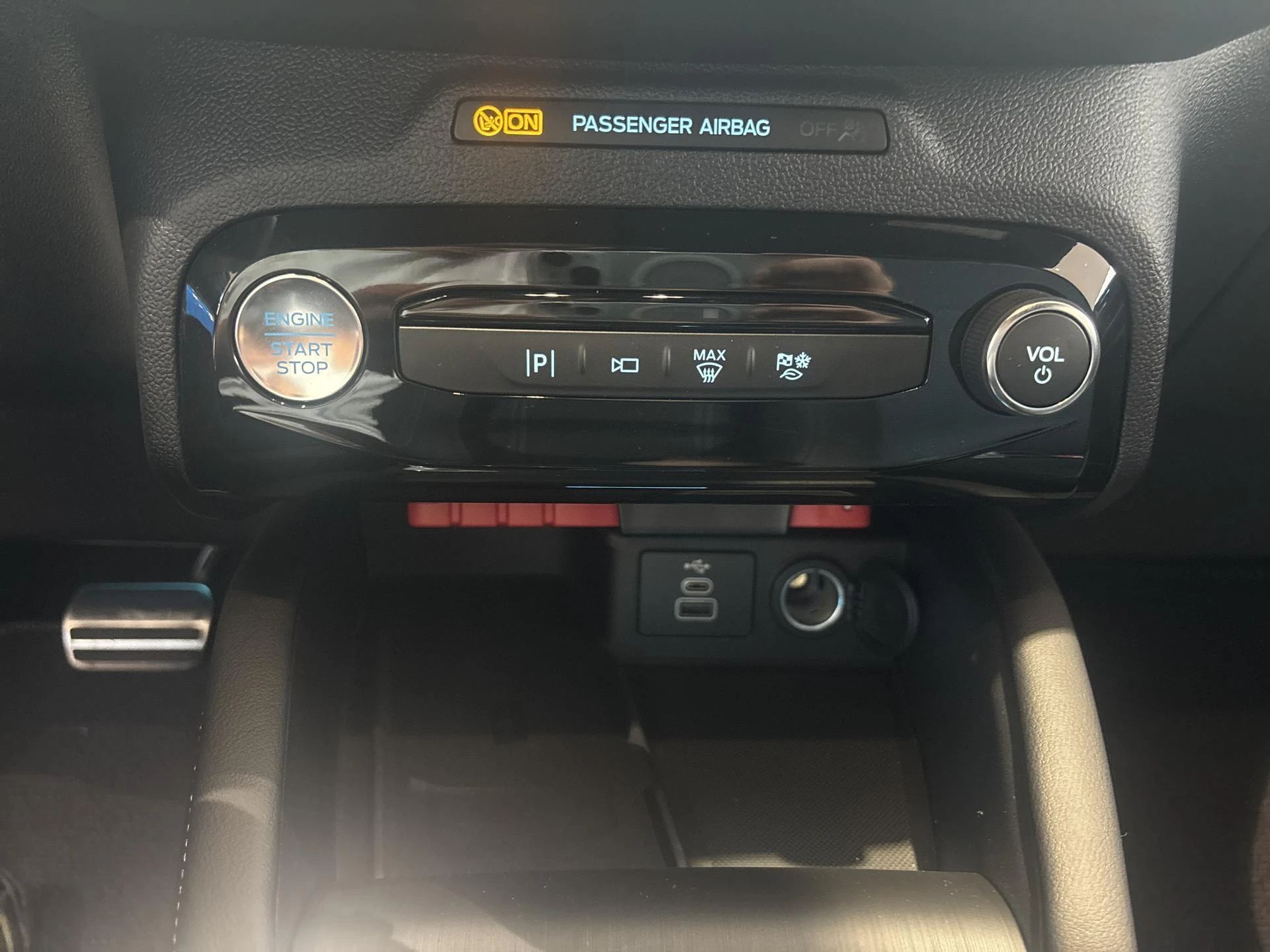 Ford-Kuga-image-16