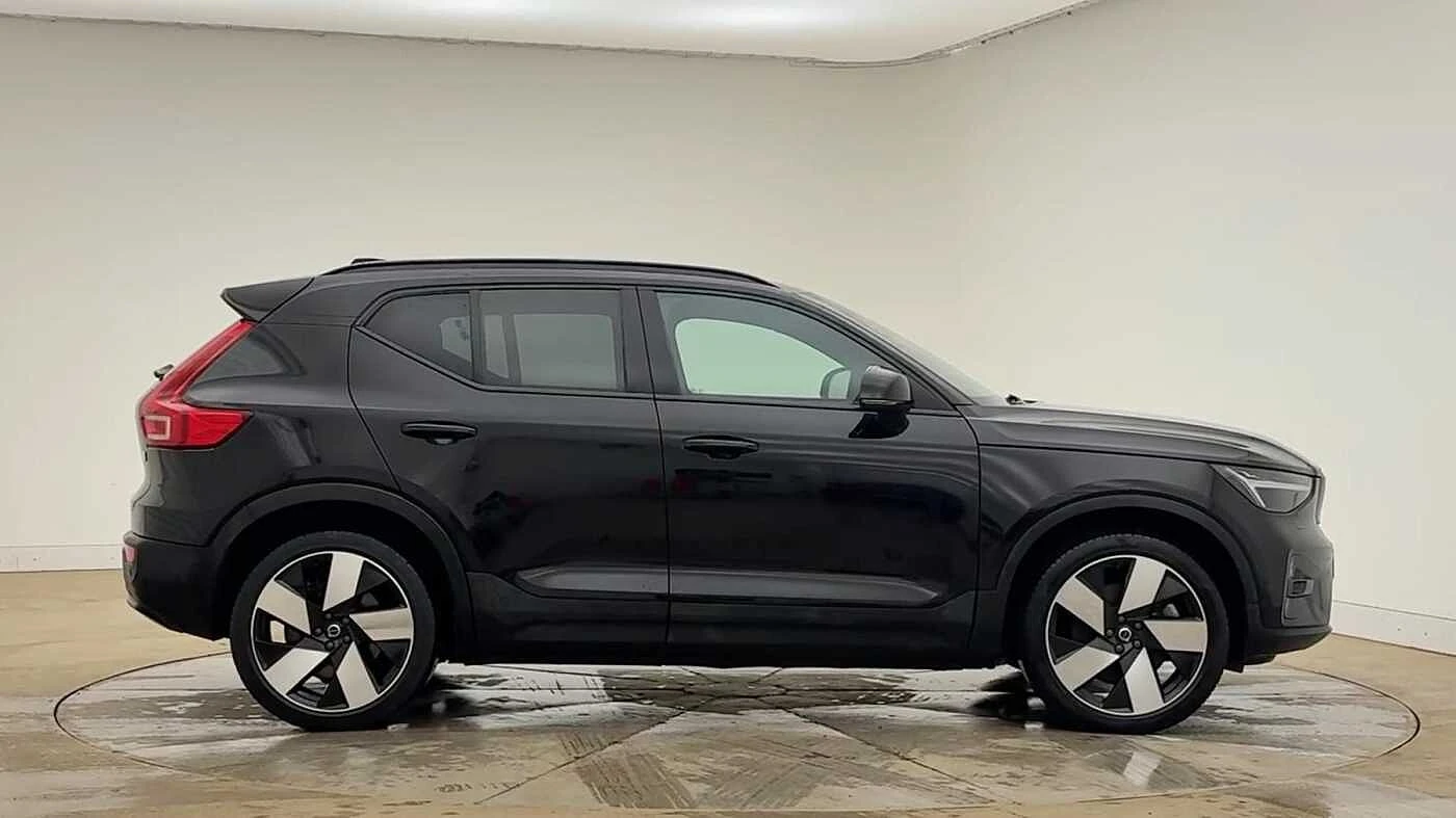 Volvo-XC40-image-2