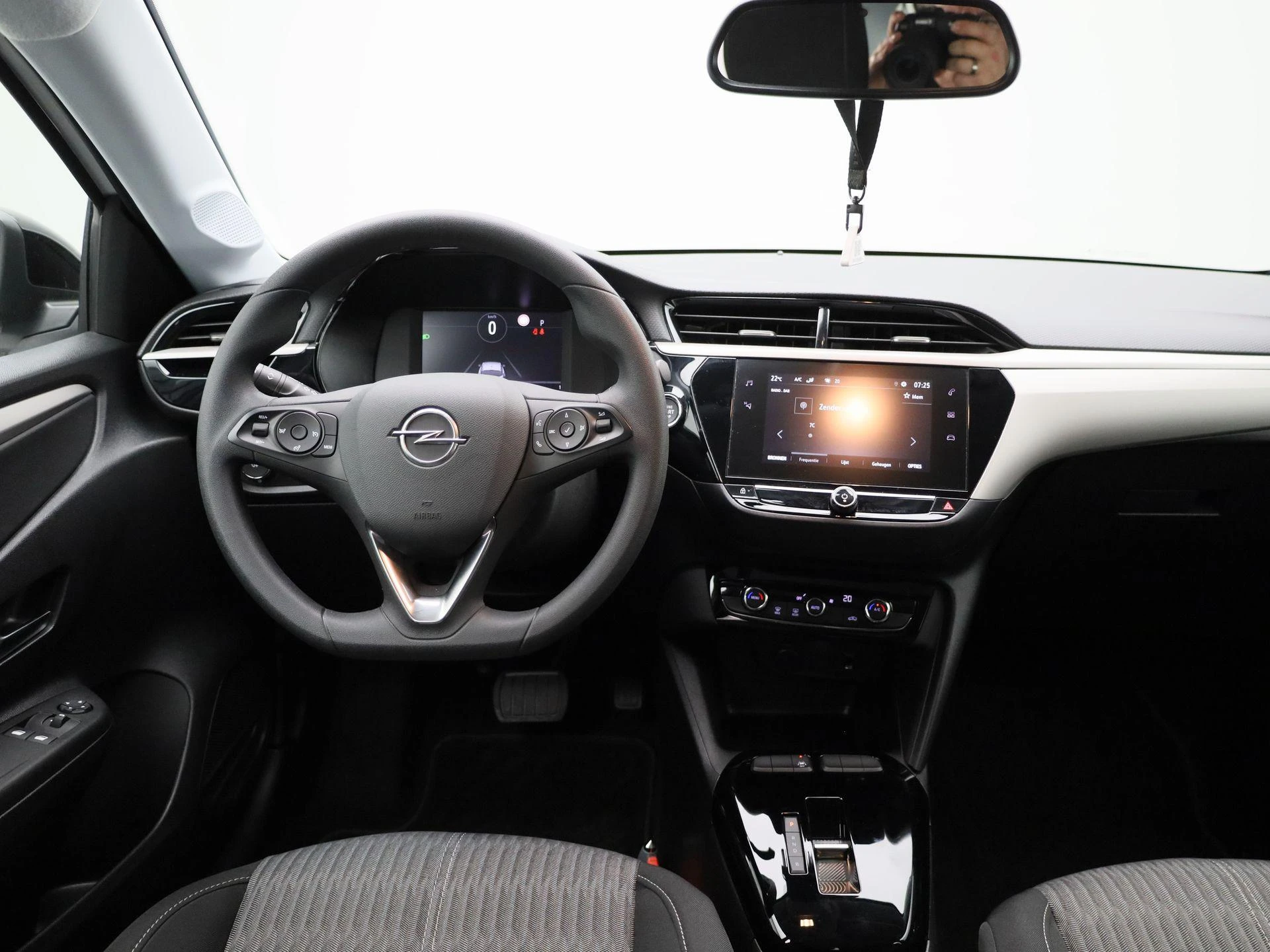 Opel-Corsa-e-image-6