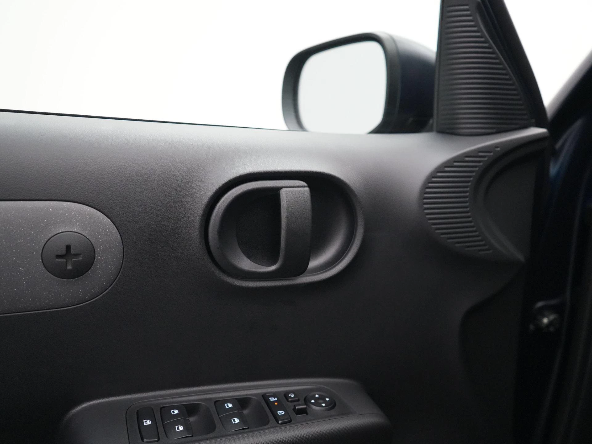 Hyundai-Inster-image-27