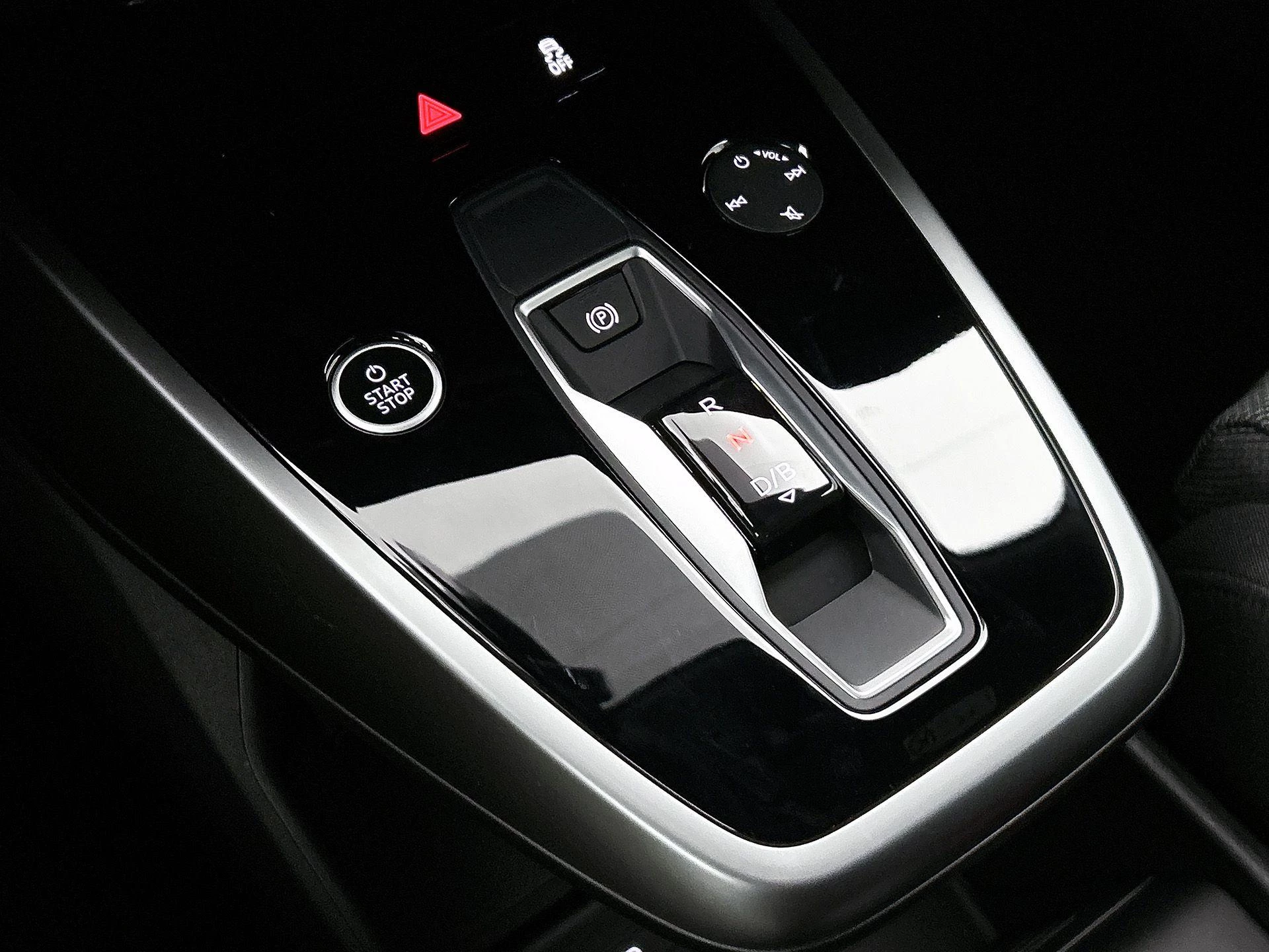 Audi-Q4 e-tron-image-10