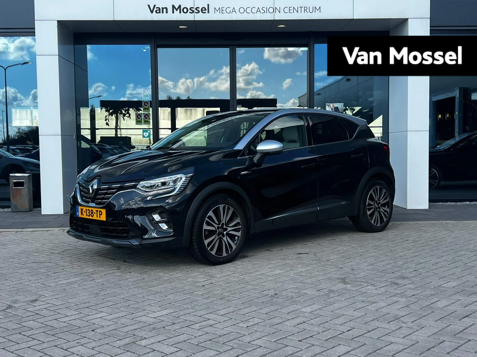 Renault-Captur-image-0