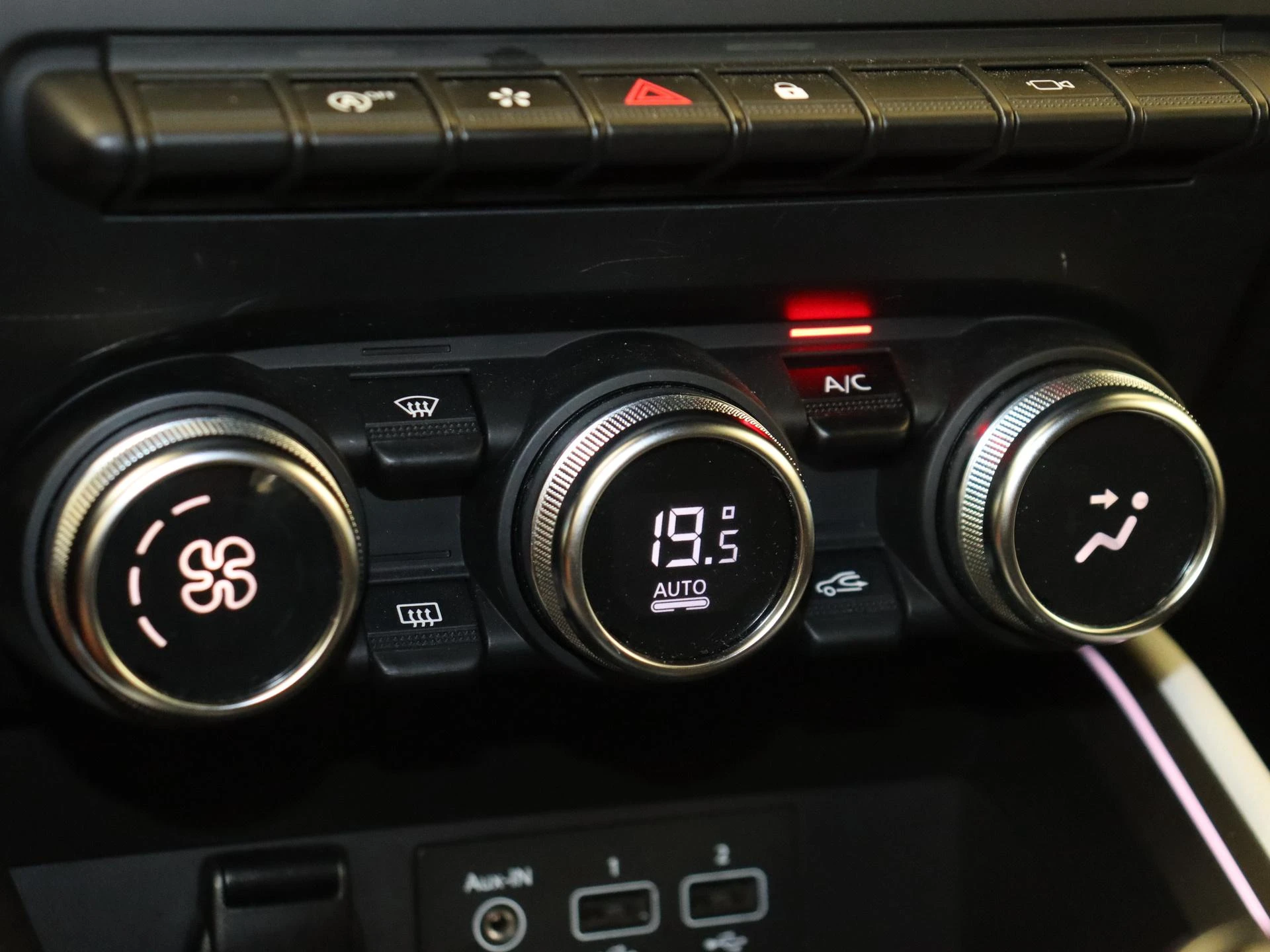 Renault-Clio-image-19