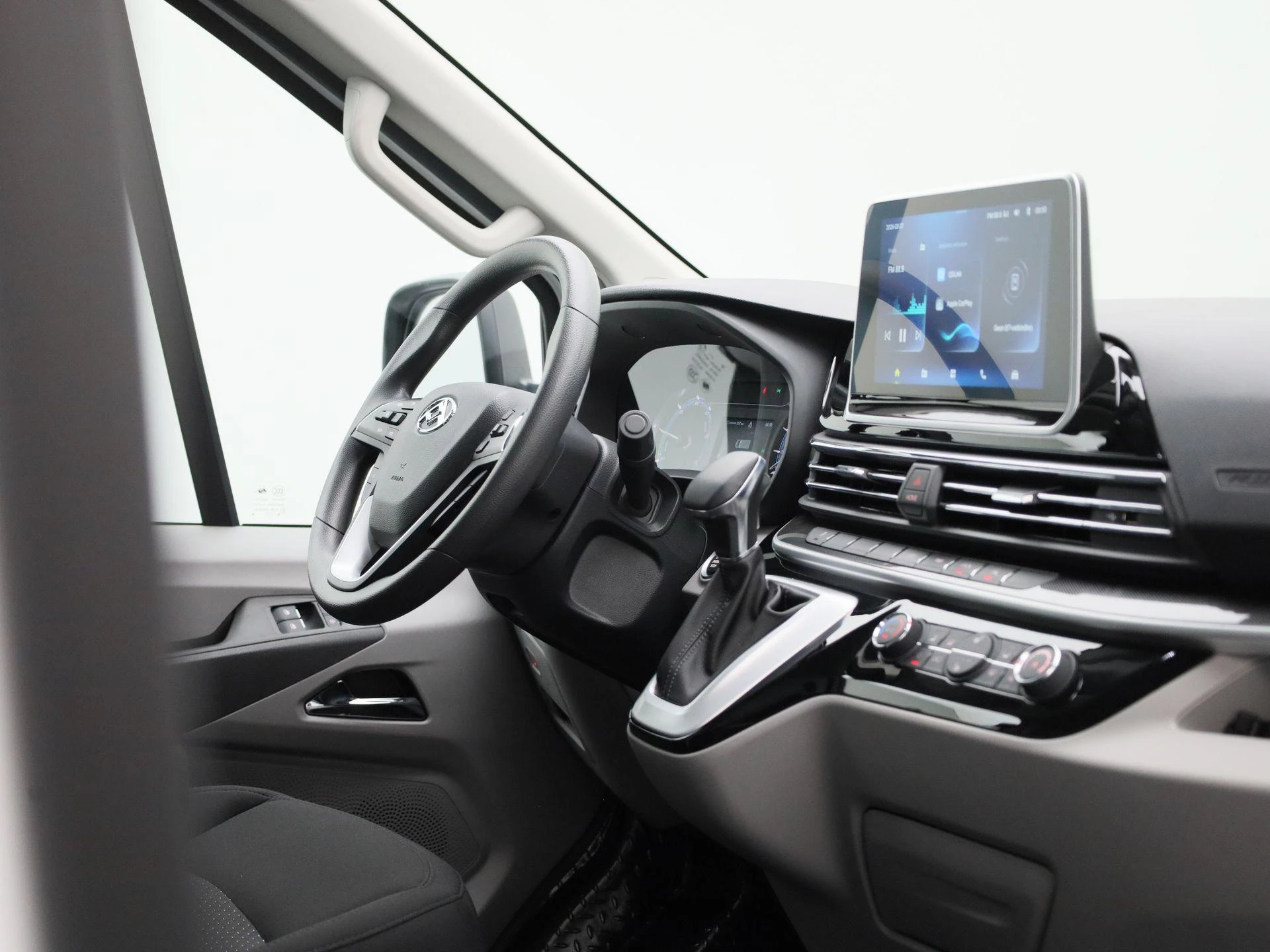 Maxus eDeliver9 L3H2 Business DEAL 89 kWh