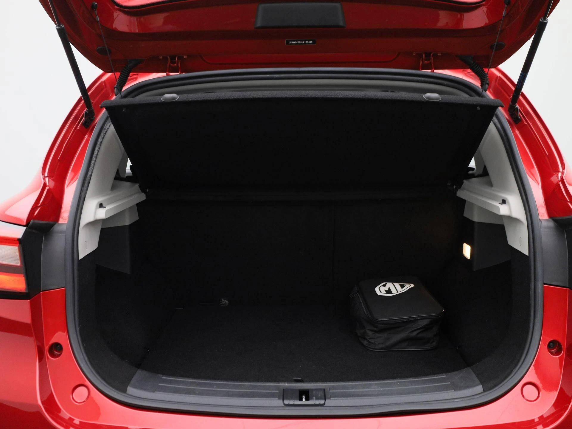 MG-ZS EV-image-13