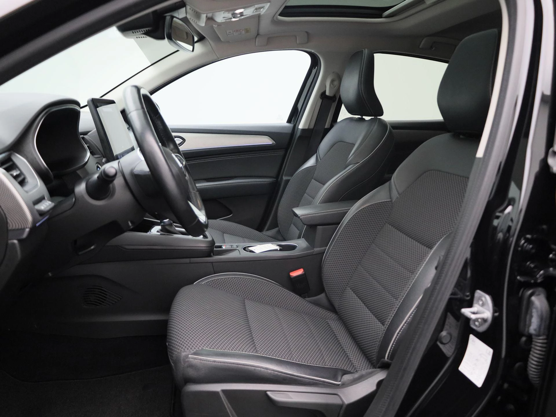 Renault-Arkana-image-9