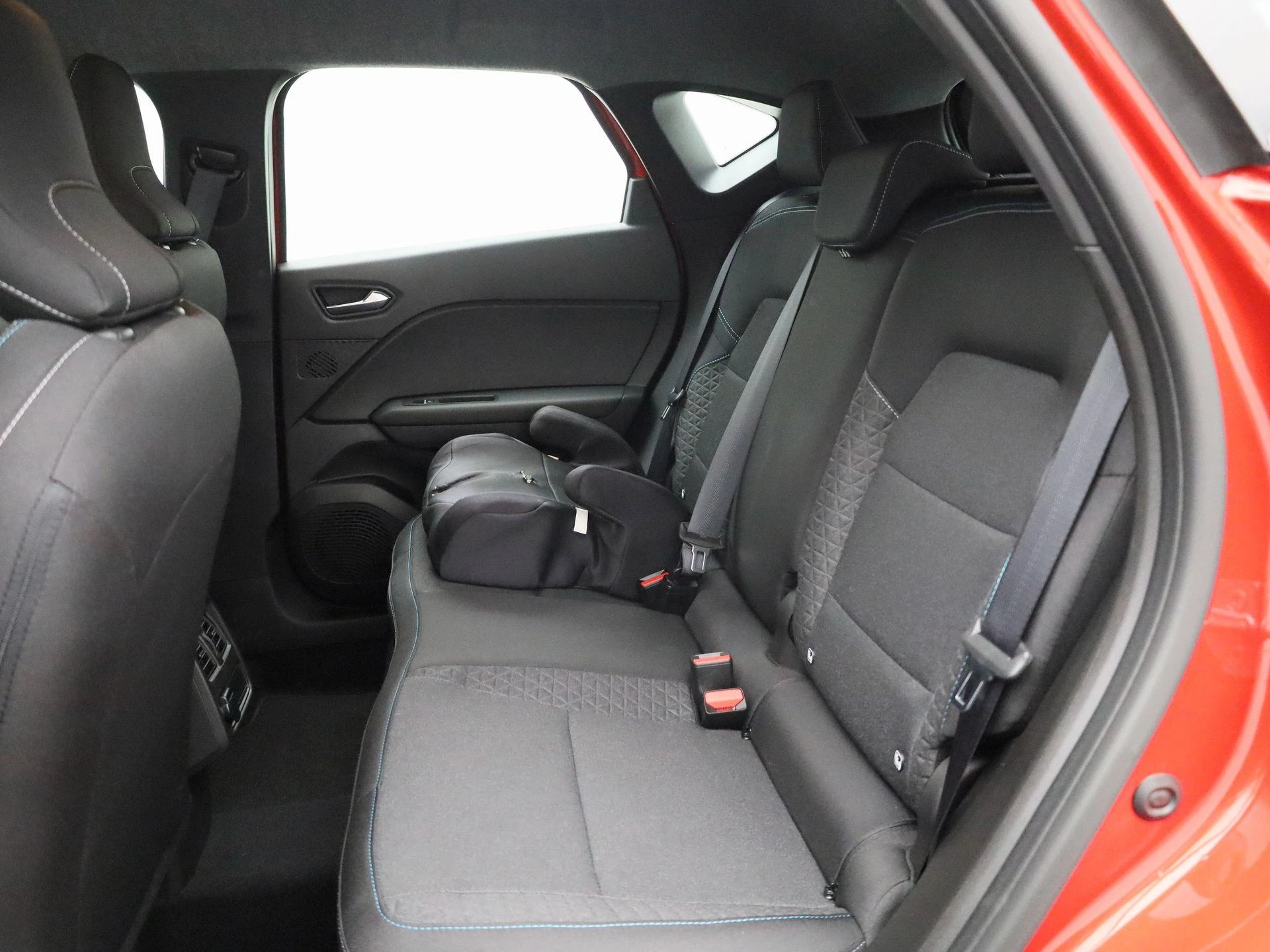 Renault-Captur-image-10