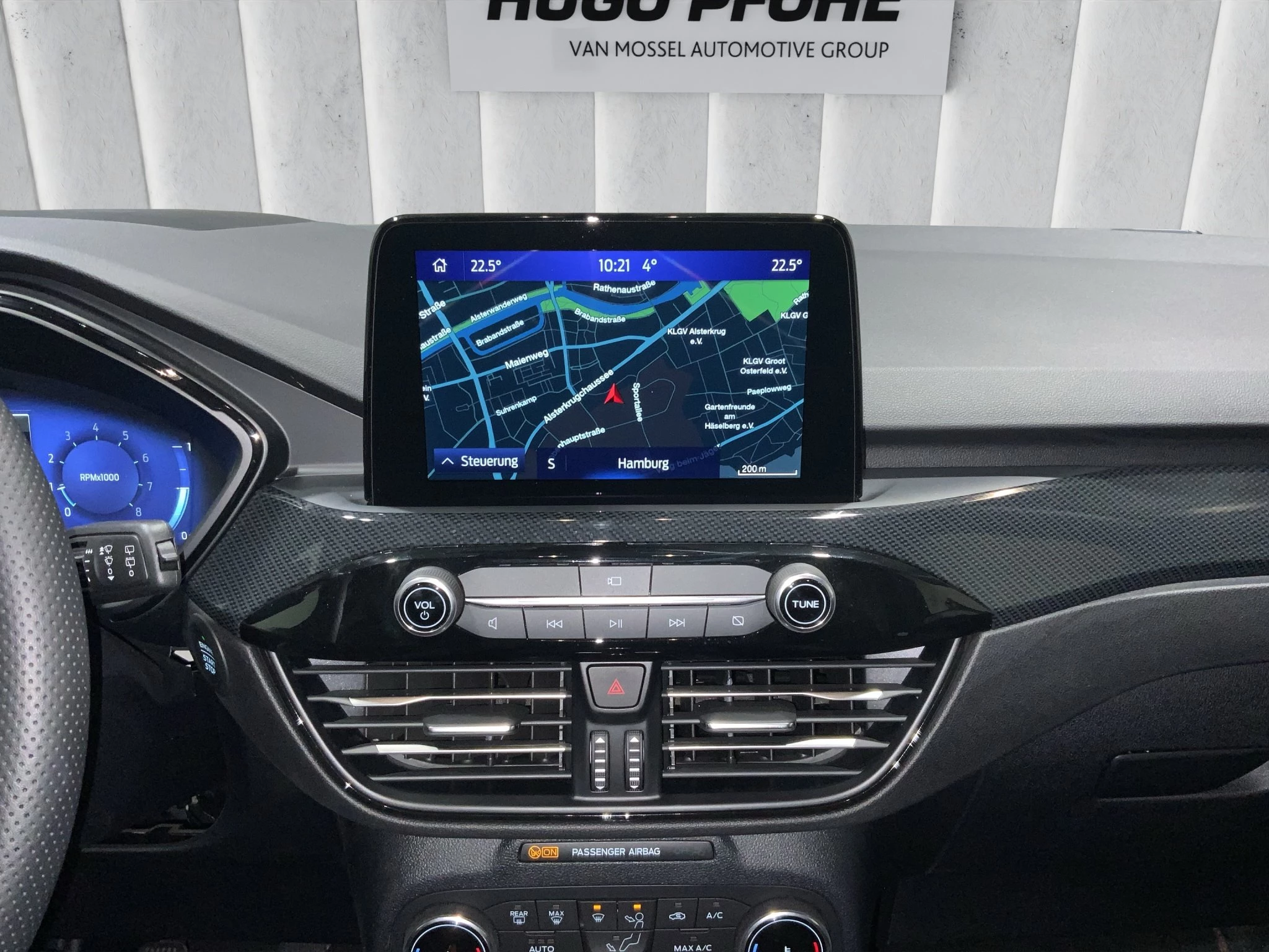 Ford Kuga ST-Line X | ACC | KAMERA | SHZ | LRHZ | WSH