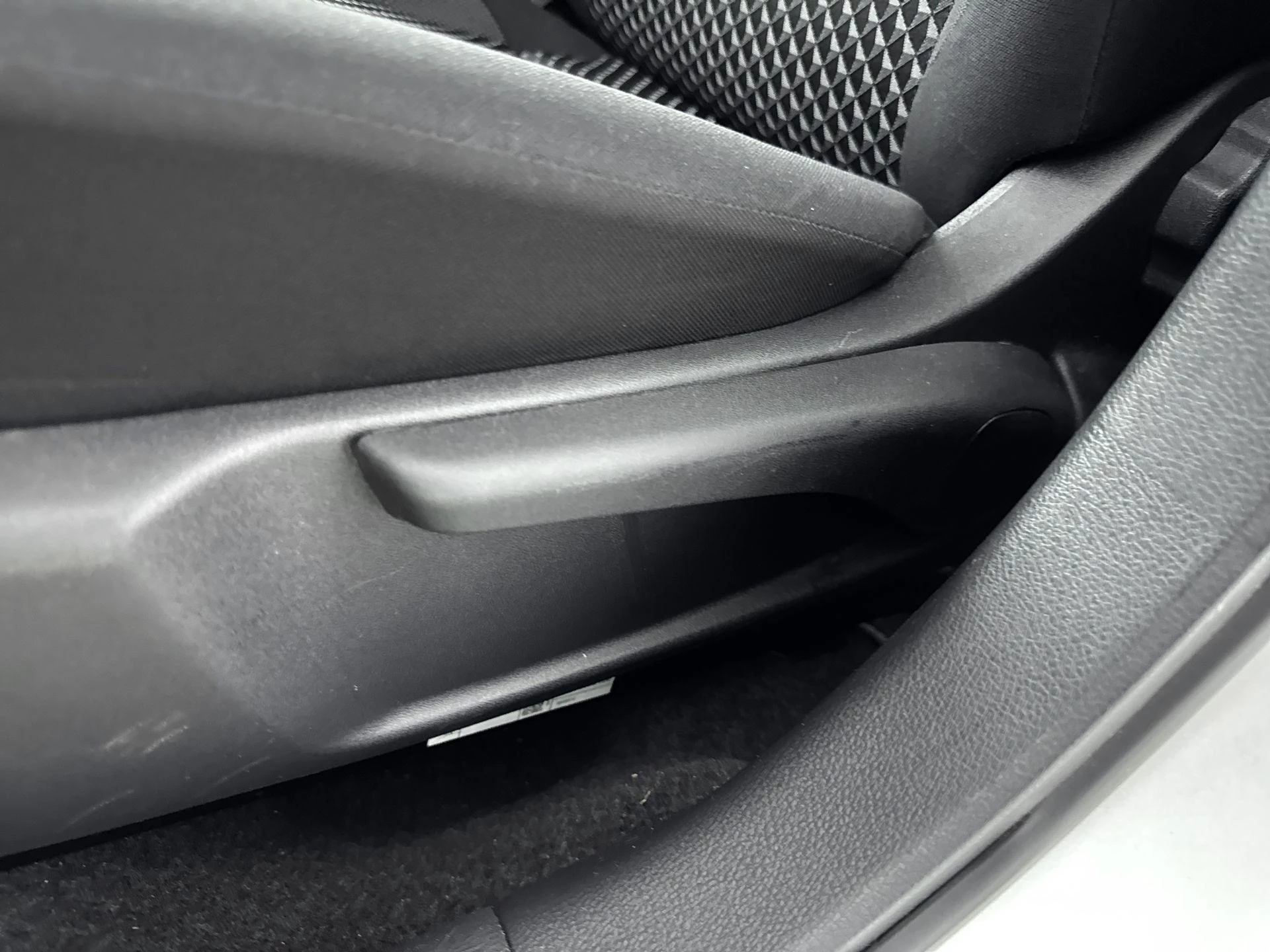 Nissan-Micra-image-15