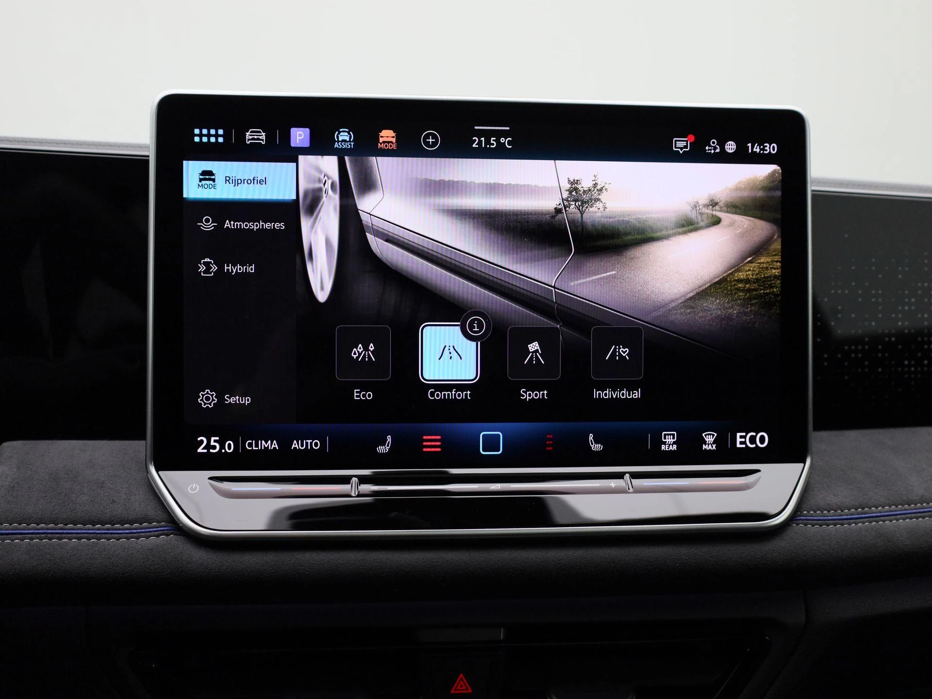 Volkswagen-Tiguan-image-33