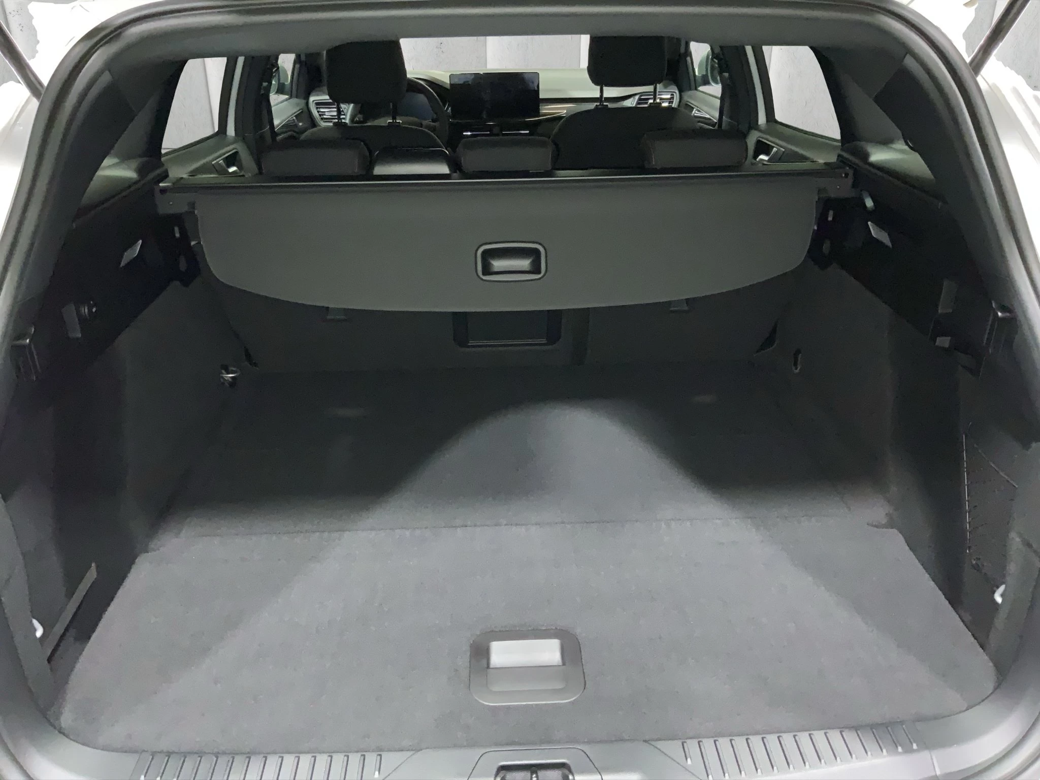Ford Focus ST-Line X Turnier Aut.*AHK*ACC*HUD*KAM*NAVI*WINTER-PKT.