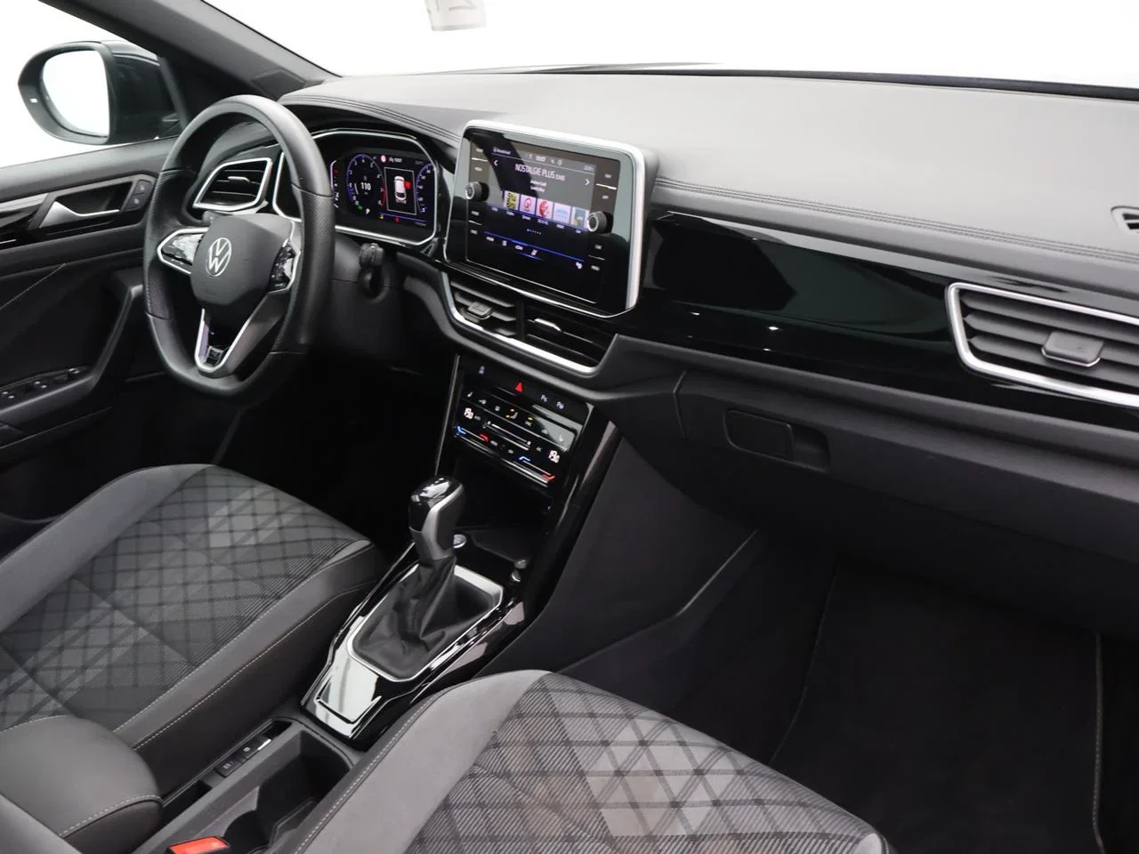 Volkswagen T-Roc T-Roc R-Line Business 1.5 TSI OPF*150PK *DSG*PANO*VIRTUAL COCKPIT*NAVI*ACC*APP-CONNET*ZTLVRW
